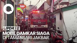 Video: Damkar Siagakan 3 Unit Mobil Pemadam di TKP Kebakaran Tamansari