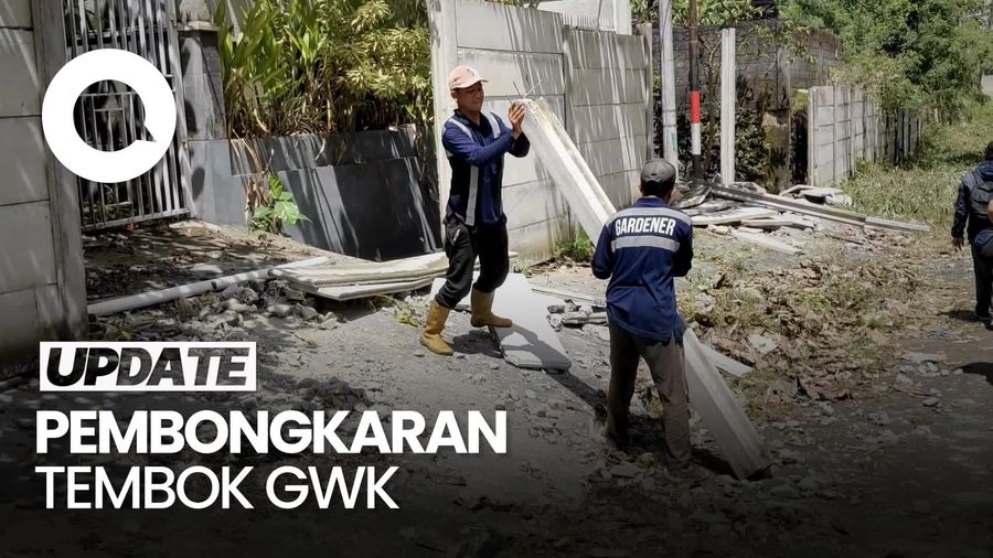 Video: Tembok GWK yang Bikin Warga Ungasan Terisolasi Akhirnya Dibongkar! Video: Tembok GWK yang Bikin Warga Ungasan Terisolasi Akhirnya Dibongkar!
