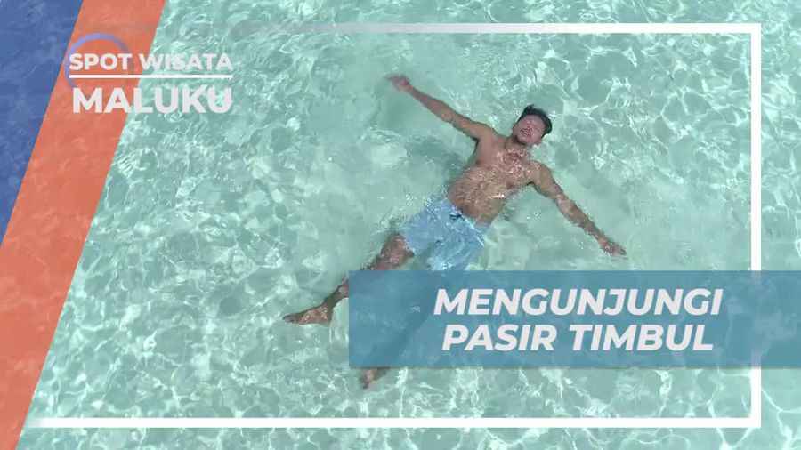 Menjelajahi Pasir Timbul di Maluku