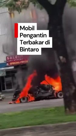 Video Mobil Pengantin Terbakar di Depan Gereja Bernadet Bintaro