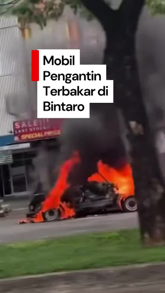 Video Mobil Pengantin Terbakar di Depan Gereja Bernadet Bintaro Video Mobil Pengantin Terbakar di Depan Gereja Bernadet Bintaro
