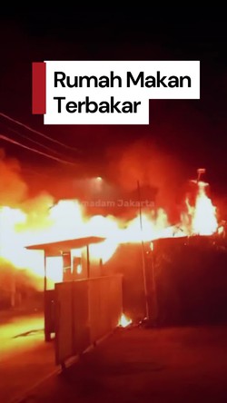 Video: Kebakaran Rumah Makan di Kebon Jeruk Jakbar