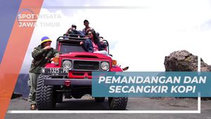 Menikmati Pemandangan Indah Ditemani Kopi di Pasir Berbisik, Jawa Timur