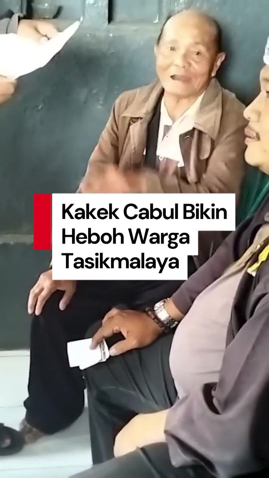 Video: Heboh Kakek 80 Tahun Cabuli Kakek 70 Tahun di Tasikmalaya Video: Heboh Kakek 80 Tahun Cabuli Kakek 70 Tahun di Tasikmalaya