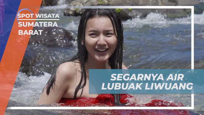 Menikmati Segarnya Air di Lubuak Liwuang, Sumatera Barat