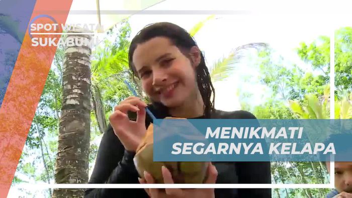 Menikmati Kesegaran Kelapa Pasca Berenang di Sukabumi