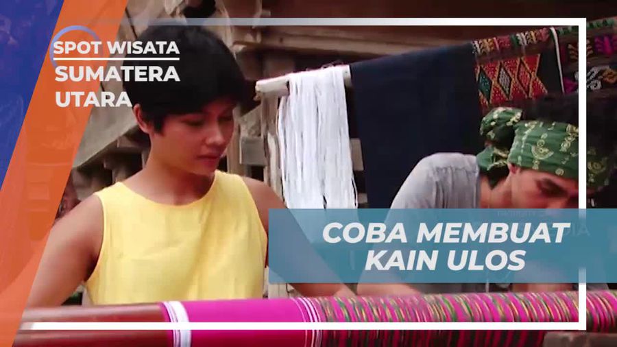 Mencoba Membuat Kain Ulos yang Unik di Sumatera Utara Mencoba Membuat Kain Ulos yang Unik di Sumatera Utara