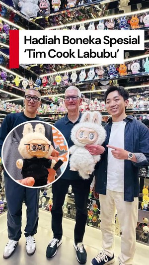 Video: Tim Cook Dapat Hadiah Labubu Custom Versi Dirinya, Mirip Nggak? 