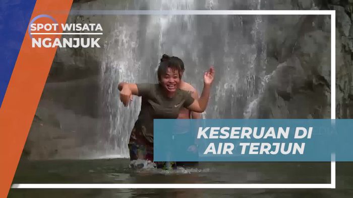 Bermain Air Seru di Air Terjun Sedudo, Nganjuk