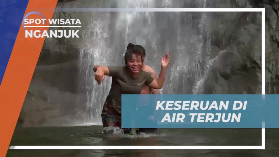 Bermain Air Seru di Air Terjun Sedudo, Nganjuk