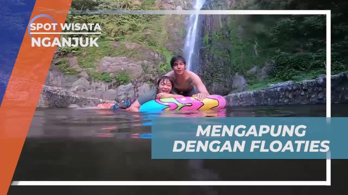 Nikmati Keseruan Mengapung dengan Floaties di Air Terjun Sedudo, Nganjuk