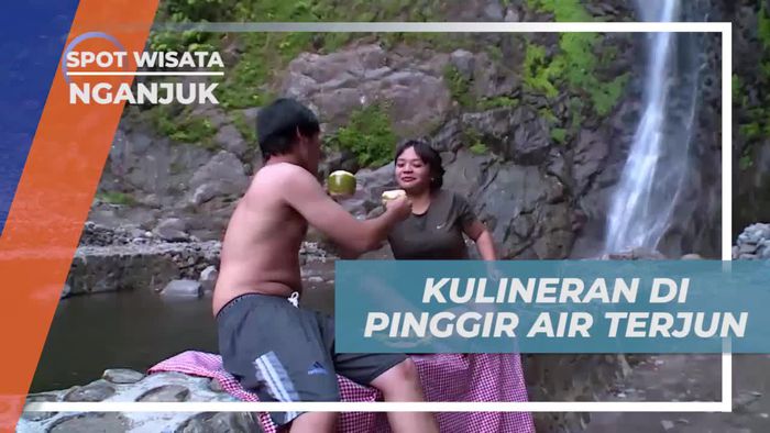 Santap Kuliner Khas di Pinggir Air Terjun Sedudo, Nganjuk