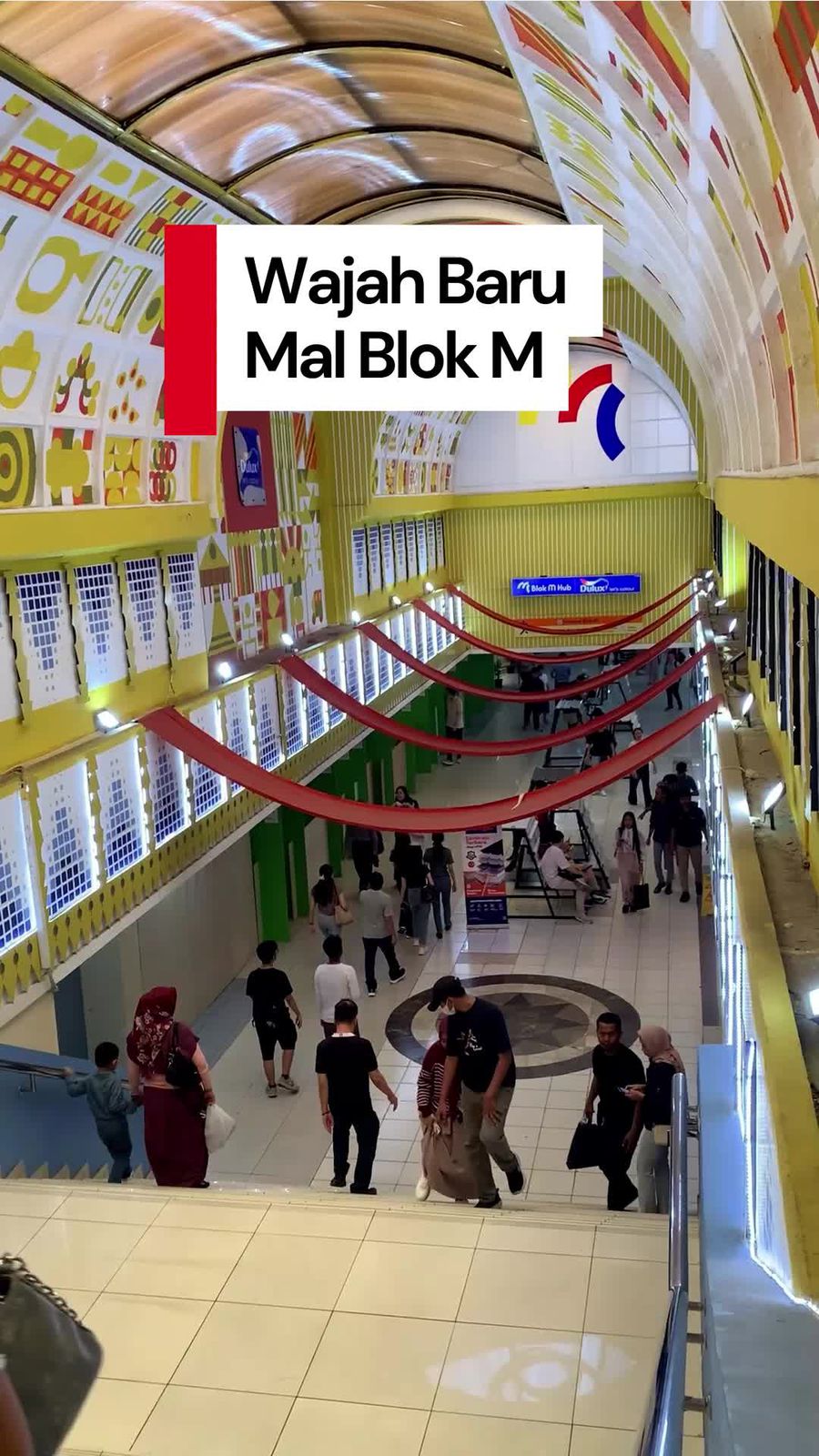 Video: Melihat Wajah Blok M Hub yang Ramai Pengunjung Lagi Video: Melihat Wajah Blok M Hub yang Ramai Pengunjung Lagi