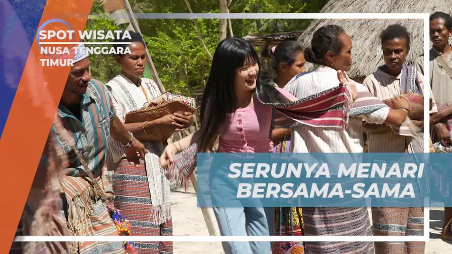 Menari Penuh Kegembiraan Bersama Warga Suku Boti di Nusa Tenggara Timur