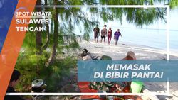 Mengolah Masakan Khas Suku Bajo di Pinggir Pantai, Sulawesi Tengah