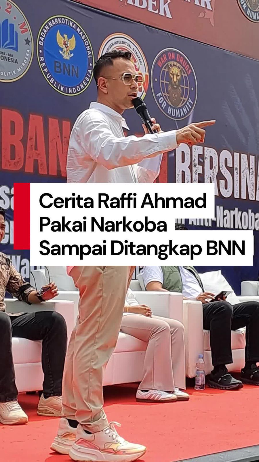 Video: Ajak Pelajar Jauhi Narkoba, Raffi Ahmad Kenang Saat Ditangkap BNN Video: Ajak Pelajar Jauhi Narkoba, Raffi Ahmad Kenang Saat Ditangkap BNN
