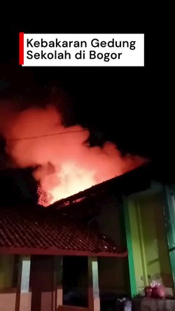 Video: Gedung Sekolah di Bogor Terbakar, Diduga Korsleting Listrik
