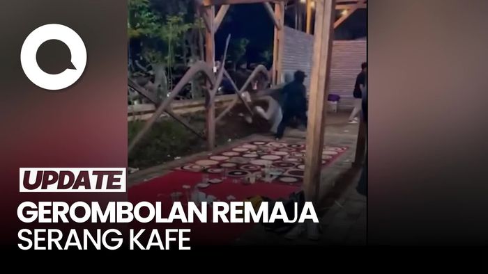Video: Kafe di Probolinggo Diserang Gerombolan Remaja, Polisi Selidiki