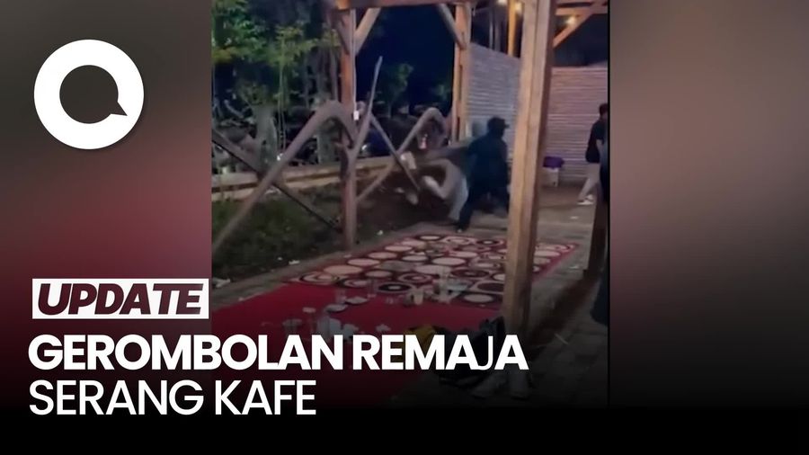 Video: Kafe di Probolinggo Diserang Gerombolan Remaja, Polisi Selidiki Video: Kafe di Probolinggo Diserang Gerombolan Remaja, Polisi Selidiki