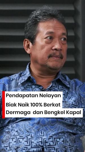 Video: Pendapatan Nelayan Biak Naik 100% Berkat Dermaga dan Bengkel Kapal