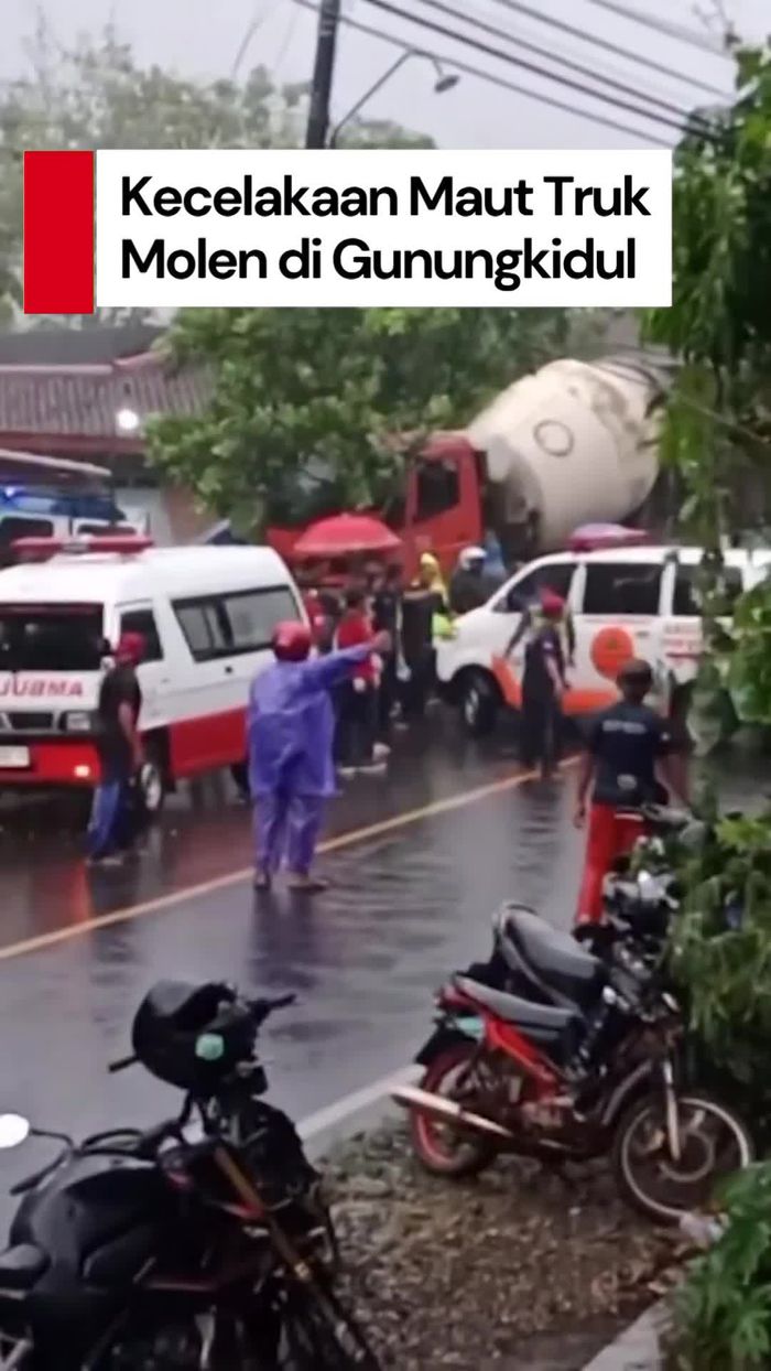 Video: Truk Molen Tabrak Motor-Penjual Bakso di Gunungkidul, 3 Orang Tewas