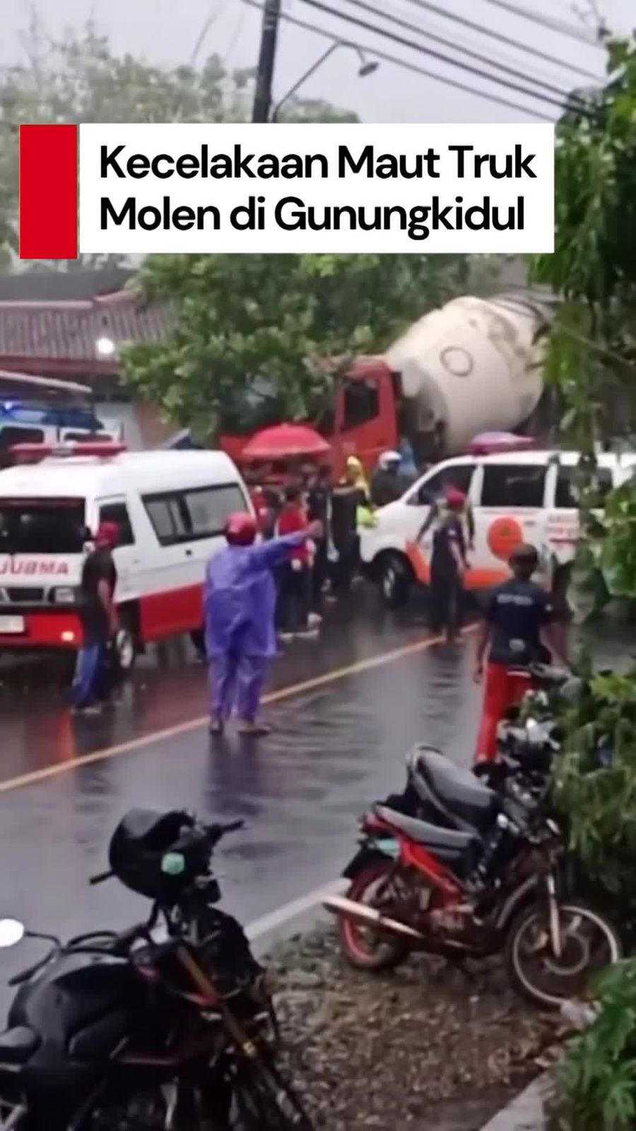 Video: Truk Molen Tabrak Motor-Penjual Bakso di Gunungkidul, 3 Orang Tewas Video: Truk Molen Tabrak Motor-Penjual Bakso di Gunungkidul, 3 Orang Tewas
