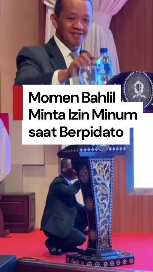 Video: Momen Bahlil Contohkan Adab Rasul Tidak Minum Sambil Berdiri