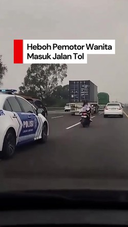 Video: Momen Pemotor Wanita Masuk Tol Japek, Ngebut saat Dikejar Petugas