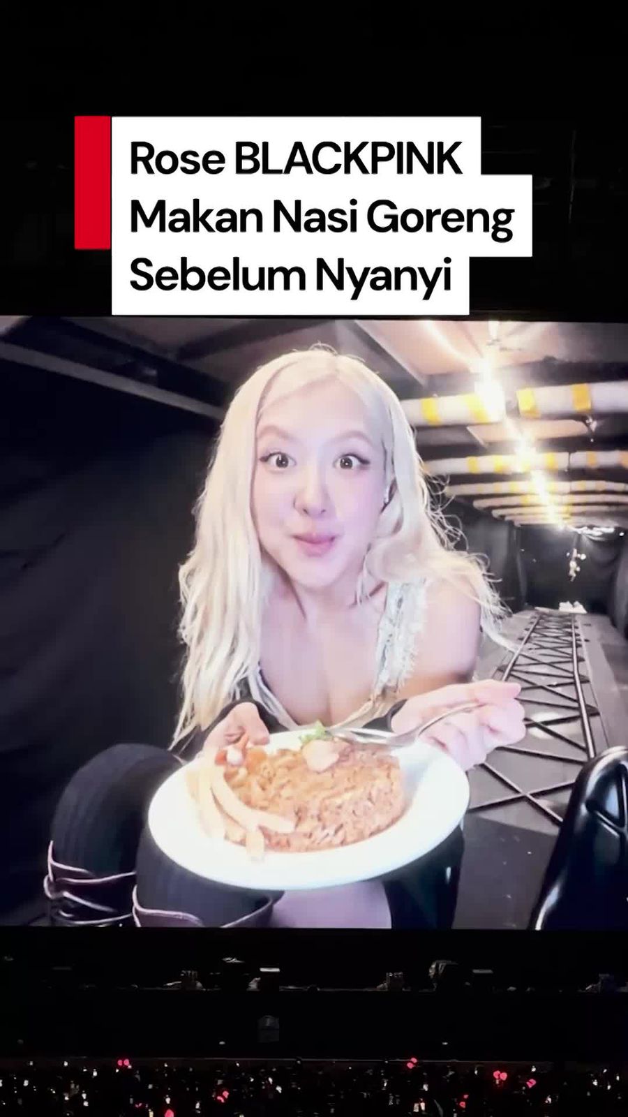 Video Rose BLACKPINK Makan Nasi Goreng Sebelum Tampil Solo