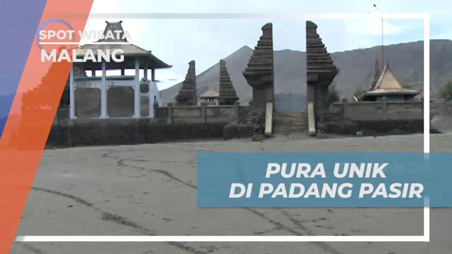 Menelusuri Pura Unik yang Berada di Padang Pasir Malang yang Bersejarah  