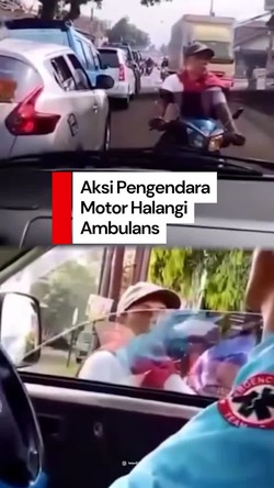 Video: Viral Pemotor Tanpa Helm Halangi Ambulans di Bandung