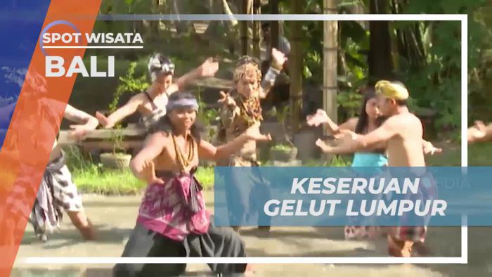 Menikmati Keseruan Pertandingan Gelut Lumpur Bersama Peserta dan Penonton di Bali