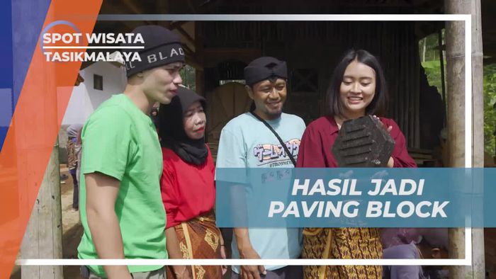 Menyulap Sampah Plastik Menjadi Paving Block di Tasikmalaya  