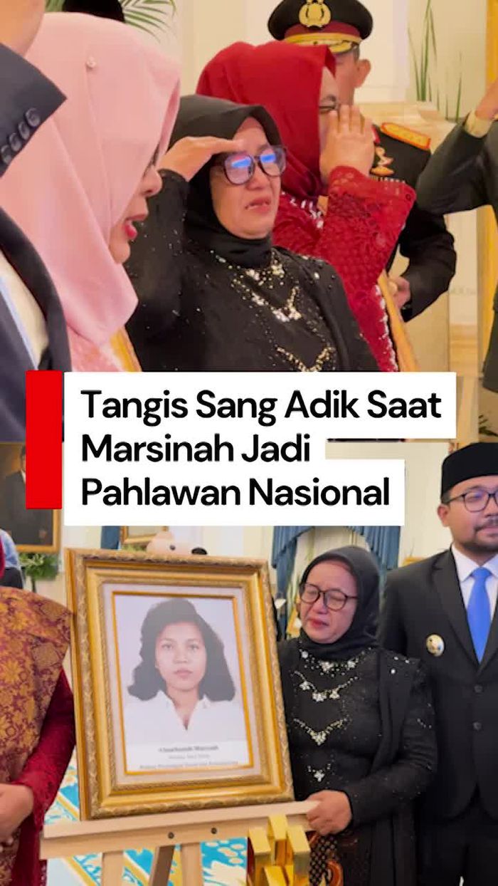Video: Tangis Adik Marsinah Saat Upacara Pemberian Gelar Pahlawan Nasional