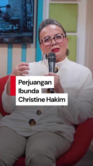 Video: Kenangan Masa Kecil Christine Hakim dengan Ibunda