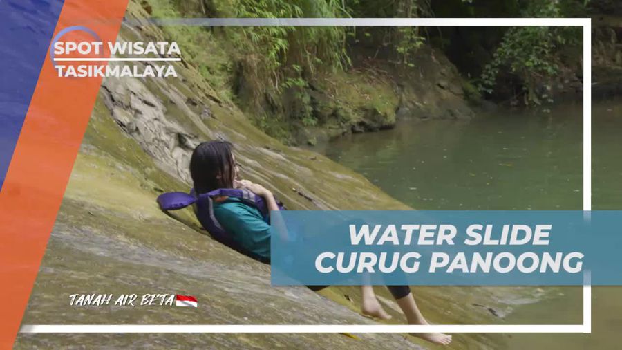 Menyusuri Water Slide Alami yang Seru di Curug Panoong Tasikmalaya  