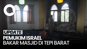 Video: Pemukim Israel Bakar dan Corat-coret Masjid di Tepi Barat
