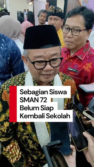 Video Mendikdasmen: Sebagian Siswa SMAN 72 Belum Siap Kembali Sekolah