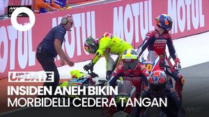 Video Insiden Aneh Jelang Start: Morbidelli Tabrak Espargaro yang Lagi Stoppie