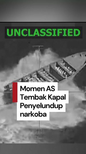 Video: Detik-detik AS Serang Kapal Diduga Penyelundup Narkoba