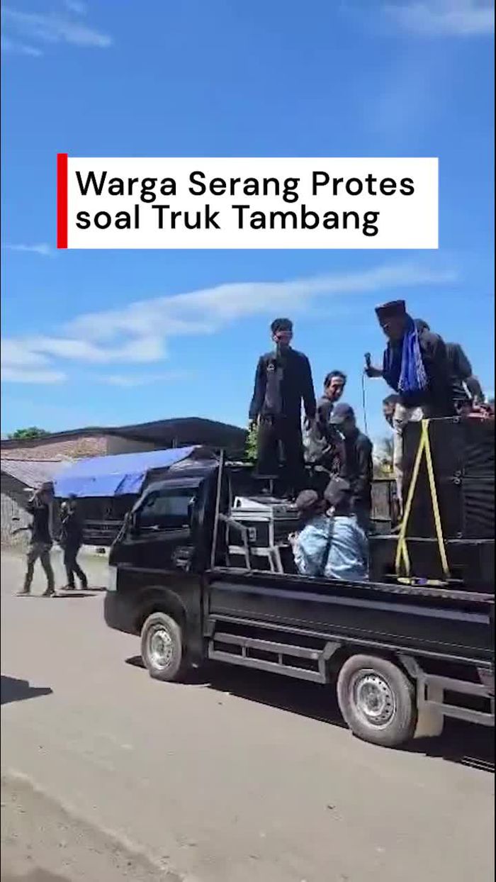 Video: Warga Blokade Exit Tol Cilegon Timur, Protes soal Truk Tambang