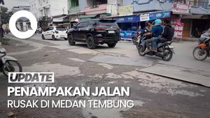Video: Simpang Jalan Tempuling-Tuasan di Medan Rusak Parah Bikin Bahaya
