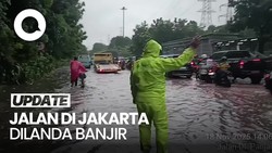 Video: Hujan Deras, Sejumlah Ruas Jalan di Jakarta Banjir