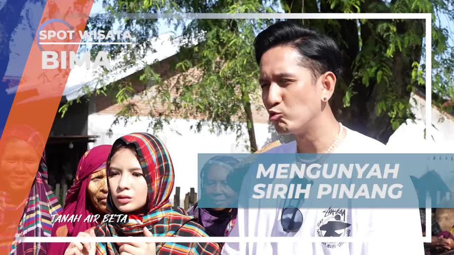 Mengunyah Sirih Pinang Bersama Masyarakat Desa Monggo, Bima  