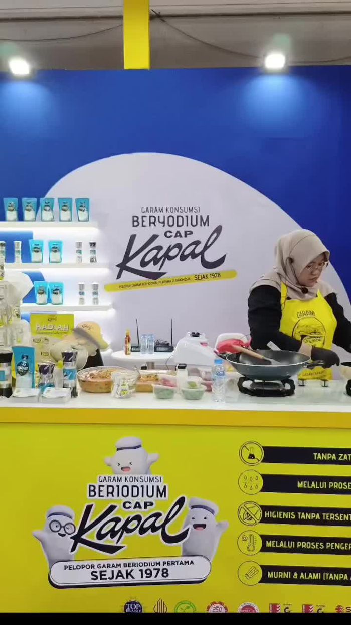 Meriahnya Cooking Demo Day 2 SIAL Interfood ala Nukami Baking Cooking Class 