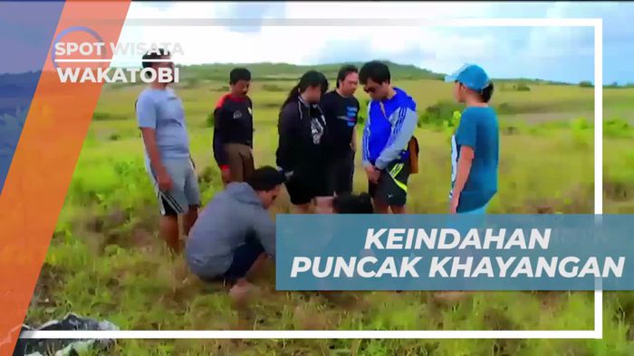 Menikmati Panorama Menakjubkan di Puncak Kahyangan, Wakatobi  