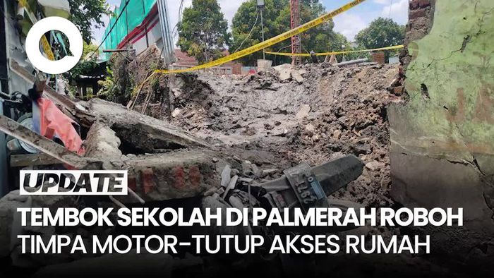 Video: Warga Cerita Detik-detik Robohnya Tembok Sekolah di Palmerah