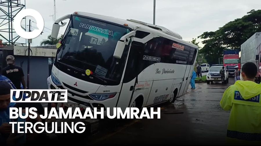 Video: Bus Jamaah Umrah Terguling di Pangkep, 2 Penumpang Luka