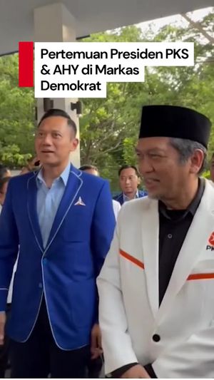 Video: Presiden PKS Bertemu AHY di Markas Demokrat, Bahas Apa?