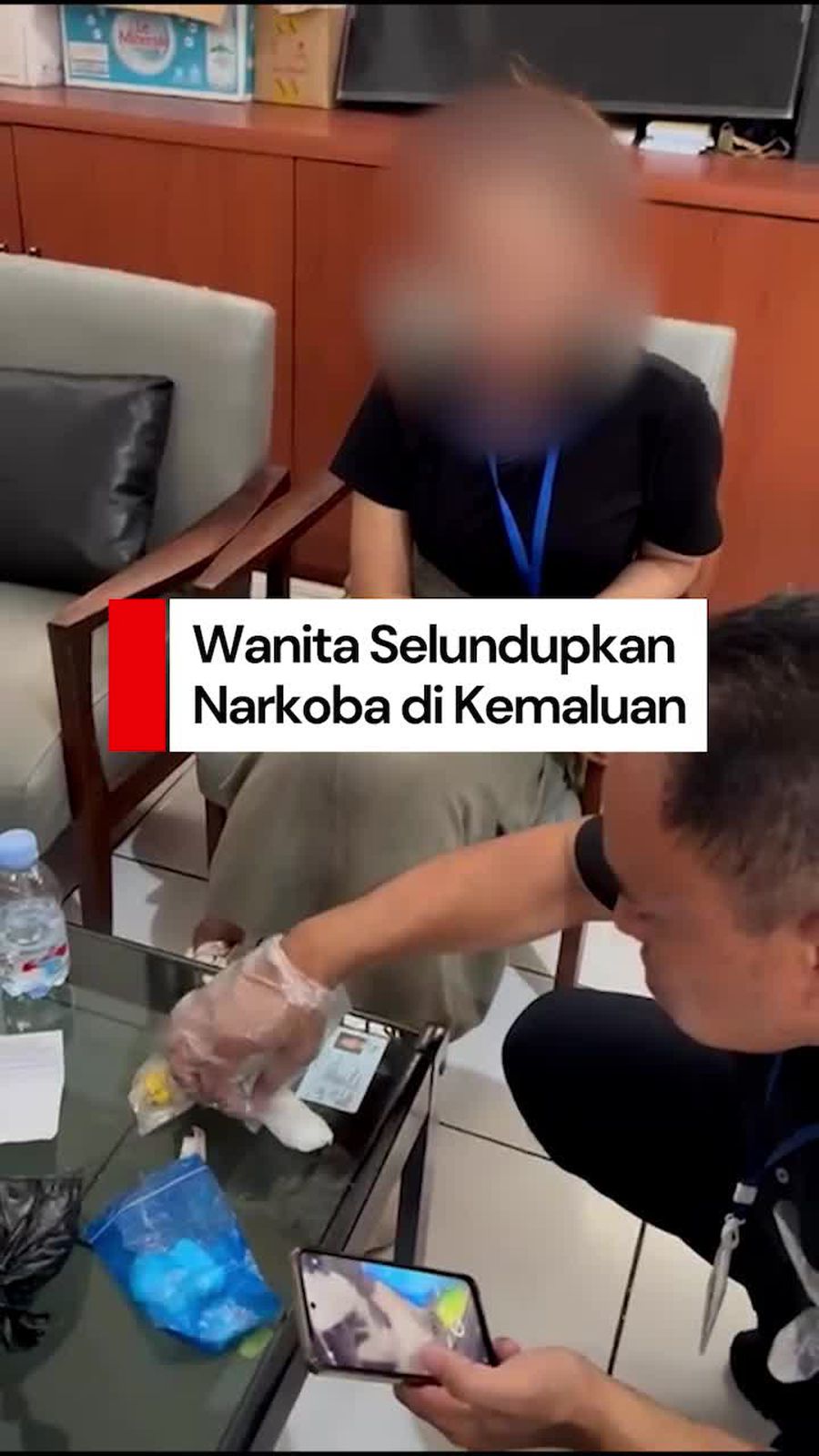  Video: Wanita Sembunyikan Narkoba di Kemaluan, Dibekuk Petugas Rutan Bandung